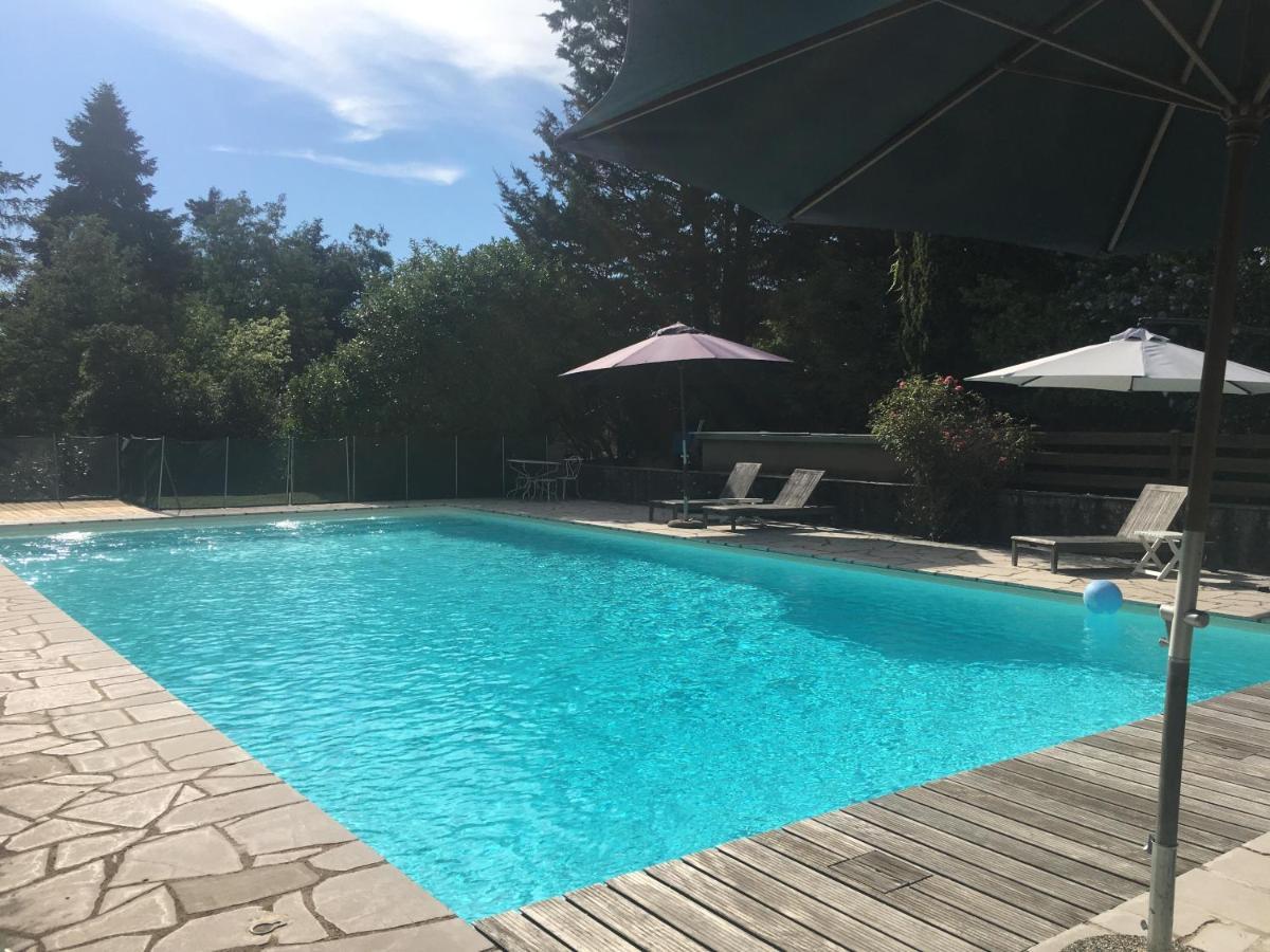 La Roulotte Des Bords De Saone Otel Massieux Dış mekan fotoğraf